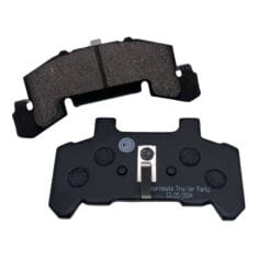 Pair replacement brake pads